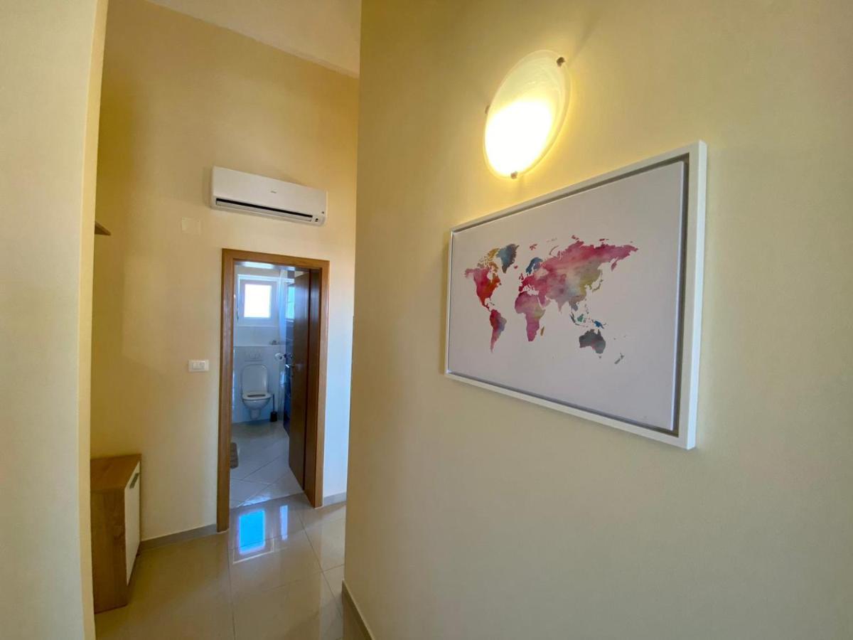 Atrium Novalja Appartement Buitenkant foto
